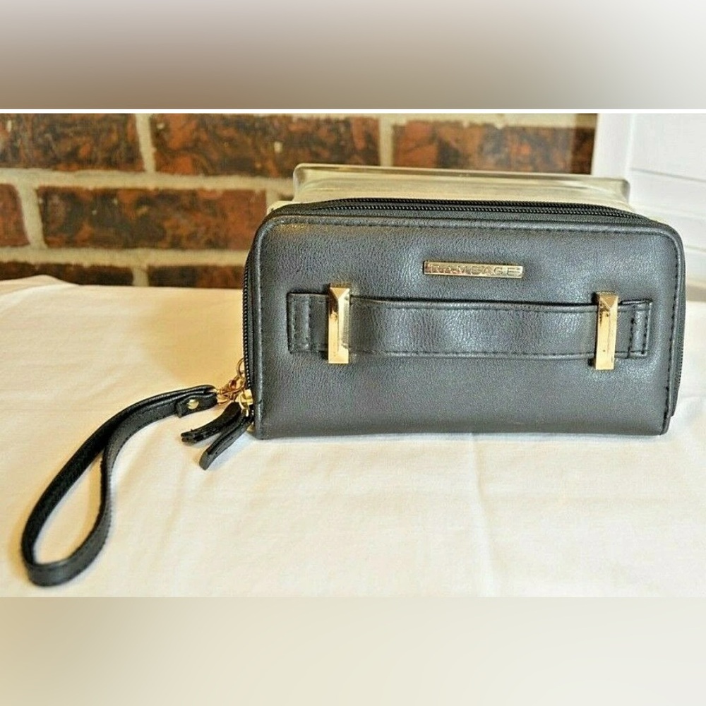 Rampage Womens Wallet 2 in 1 Wristlet Double Zip Around Black Faux Leather